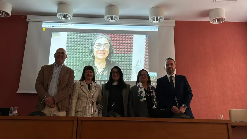 Defensa de tesis doctoral